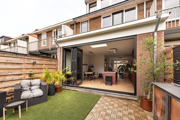 Foto 13 van Professor Van der Waalsstraat 50