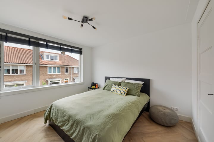 Foto 17 van Professor Van der Waalsstraat 50