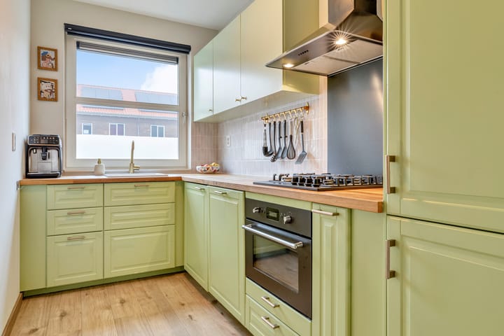 Photo 12 of Afrikaanderstraat 34