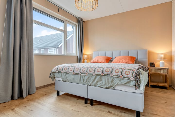 Photo 18 of Afrikaanderstraat 34