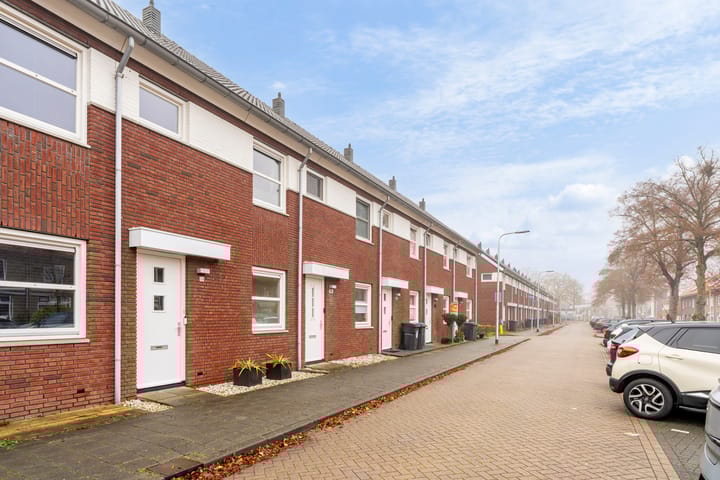 Photo 39 of Afrikaanderstraat 34