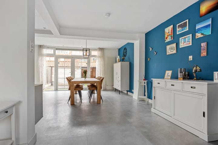 Photo 10 of Henriëtte Roland Holststraat 7