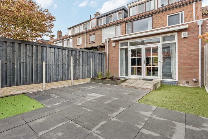 Photo 16 of Henriëtte Roland Holststraat 7