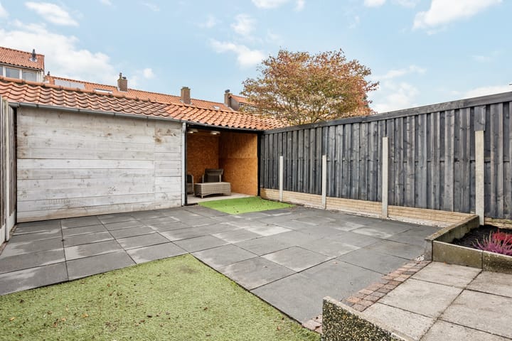 Photo 15 of Henriëtte Roland Holststraat 7