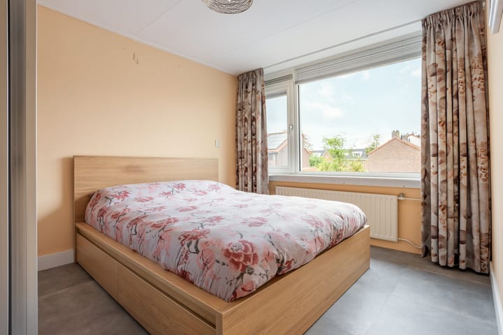 Photo 19 of Henriëtte Roland Holststraat 7