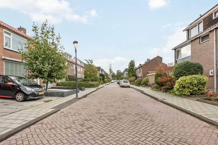 Photo 30 of Henriëtte Roland Holststraat 7