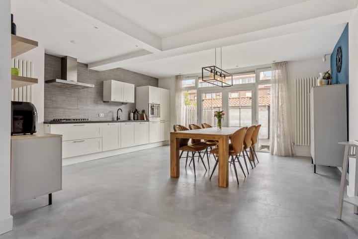 Henriëtte Roland Holststraat 7 main image