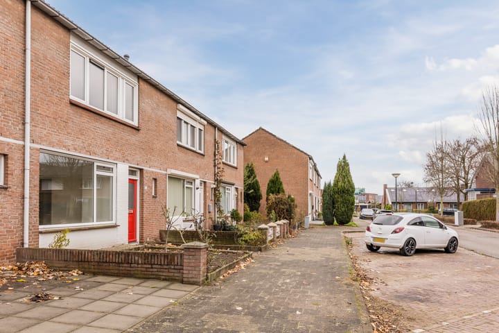 Photo 3 of Ds. Talmastraat 13