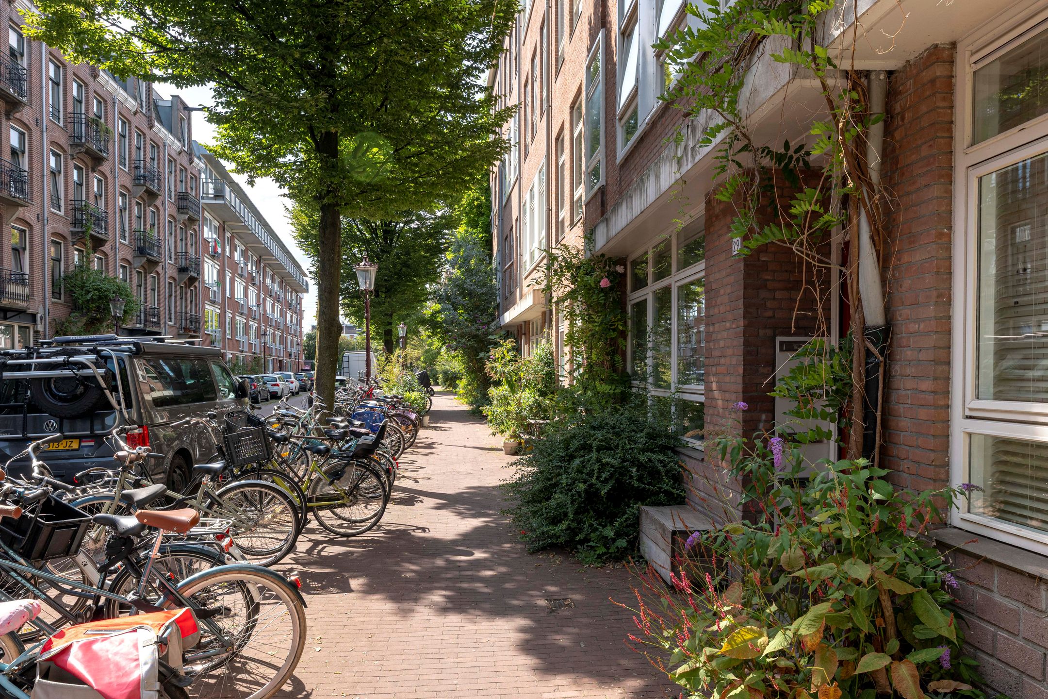 Foto 30 van Eerste Atjehstraat 29-3