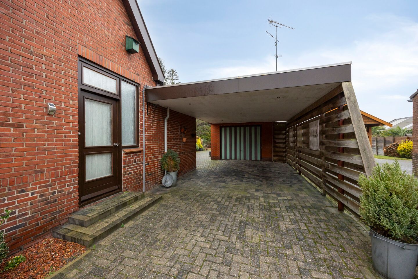 Foto 5 van Burg v Roijenstr West 48