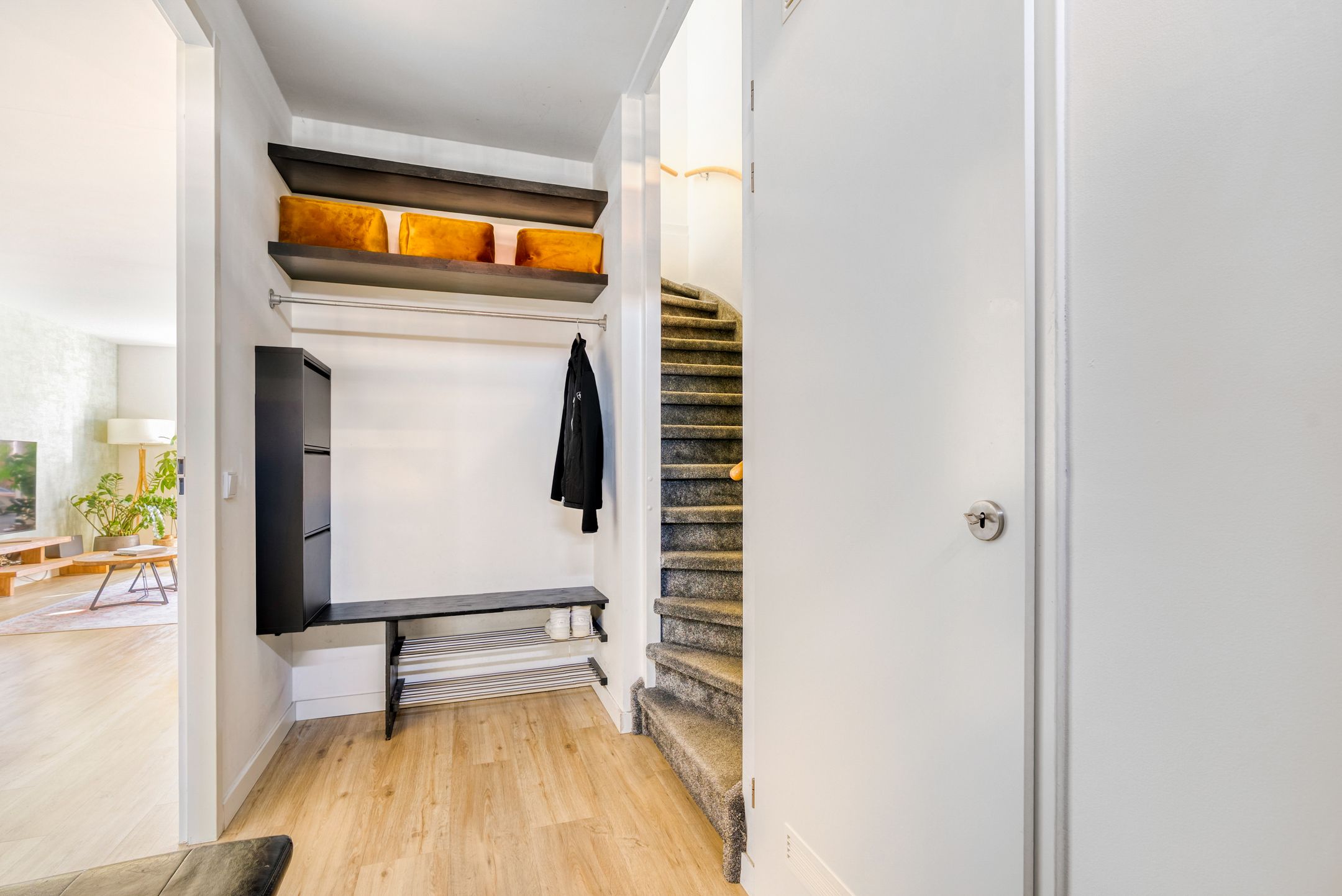 Foto 9 van Frits Zernikestraat 3