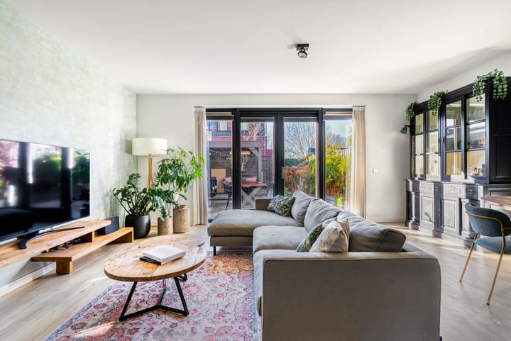 Photo 17 of Frits Zernikestraat 3