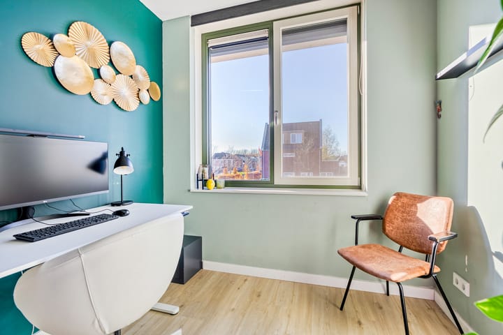 Photo 42 of Frits Zernikestraat 3