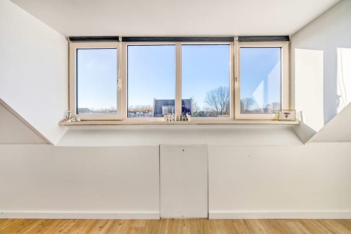 Photo 48 of Frits Zernikestraat 3