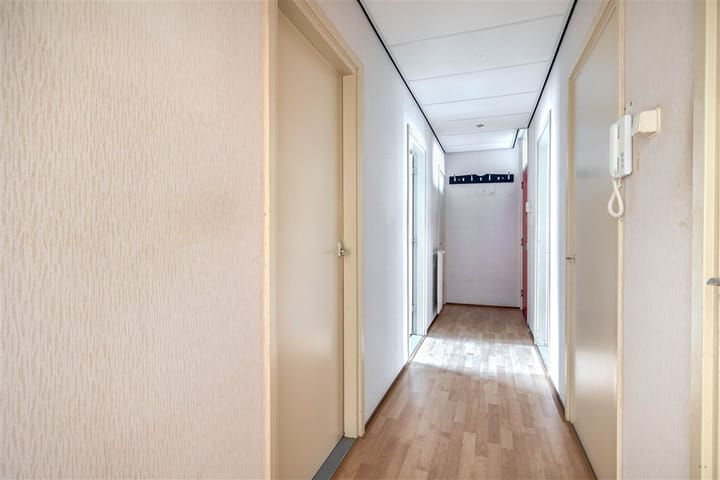 Foto 11 van Meeuwenstraat 18