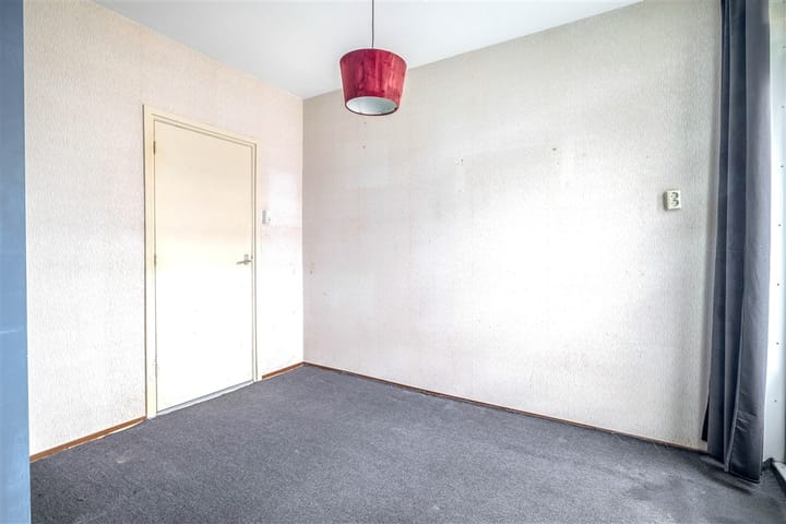 Foto 30 van Meeuwenstraat 18