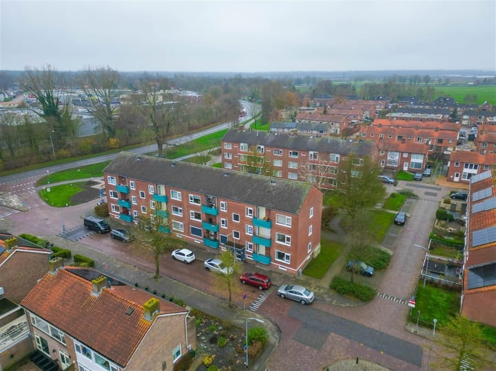 Foto 41 van Meeuwenstraat 18