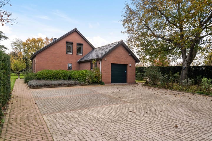 Foto 44 van Maaseikerweg 202