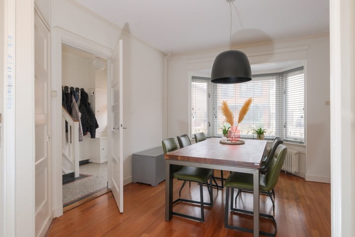 Photo 6 of Begoniastraat 11