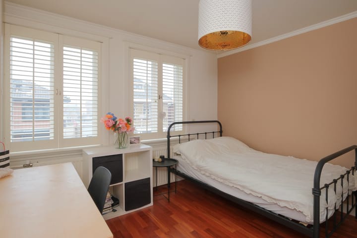 Photo 21 of Begoniastraat 11