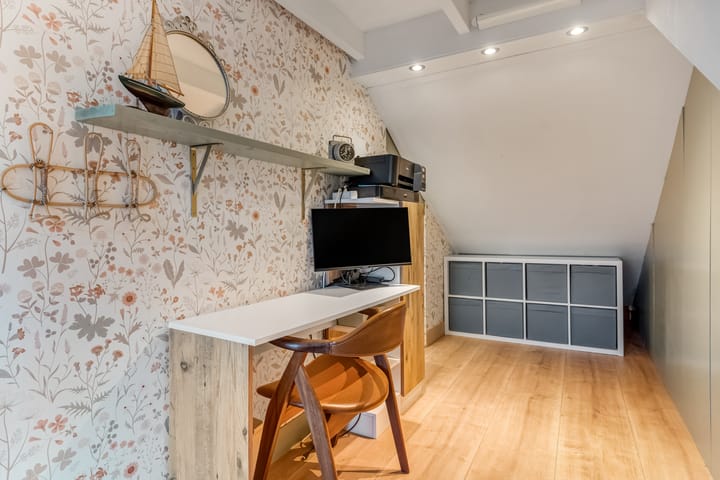 Photo 34 of Middenstraat 48-A