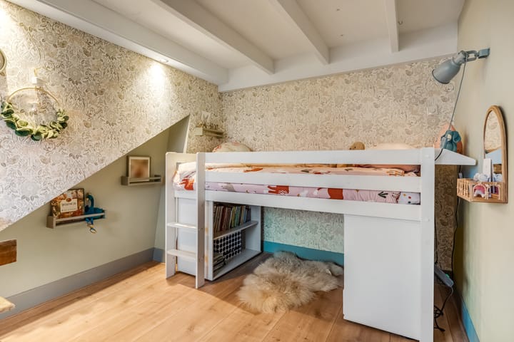 Photo 35 of Middenstraat 48-A