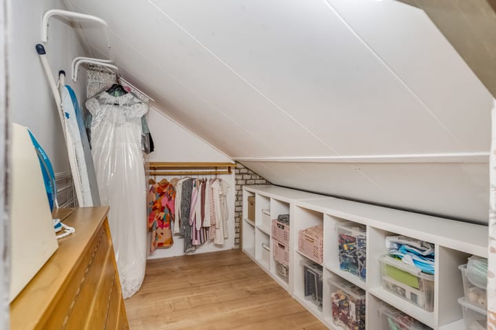 Photo 39 of Middenstraat 48-A