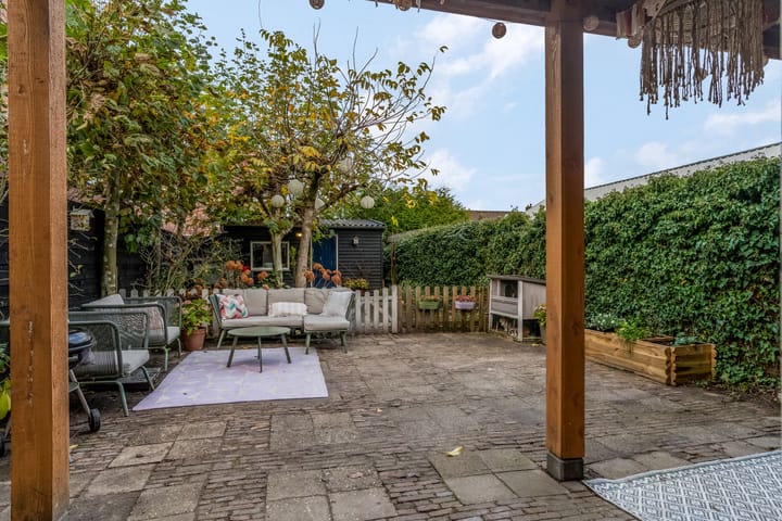 Photo 41 of Middenstraat 48-A