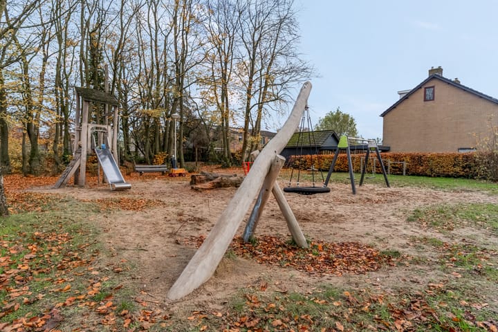 Photo 50 of Middenstraat 48-A