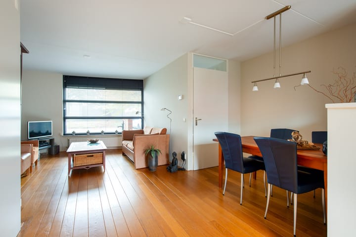 Foto 2 van Martinus Nijhofflaan 18