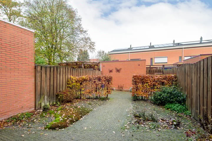 Foto 23 van Martinus Nijhofflaan 18