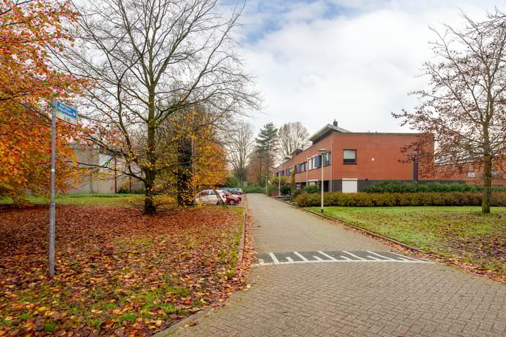 Foto 30 van Martinus Nijhofflaan 18