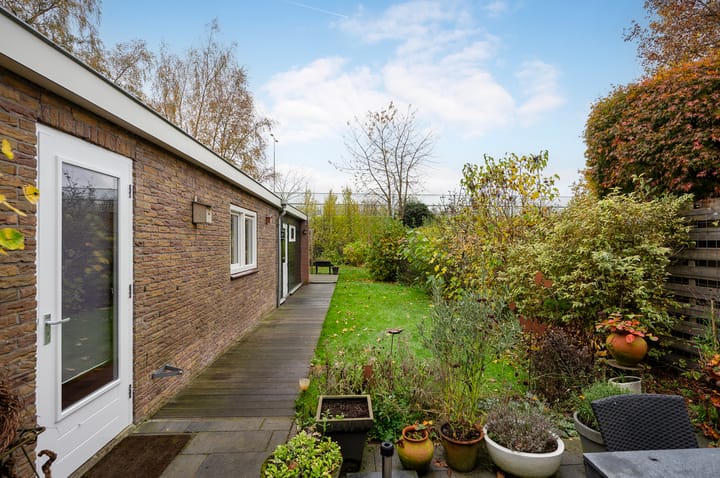 Foto 44 van Spoorlaan 72