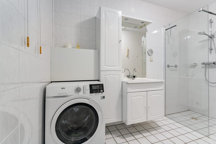 Foto 26 van Dorpsplein 84