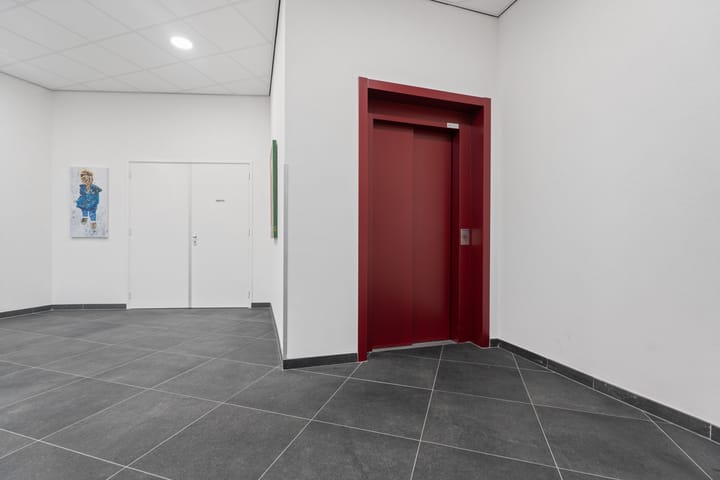 Foto 30 van Dorpsplein 84