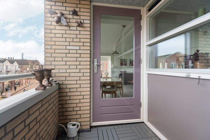 Foto 9 van Dorpsplein 84