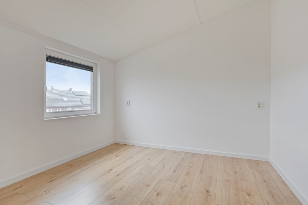 Photo 31 of Laan van Broekpolder 272