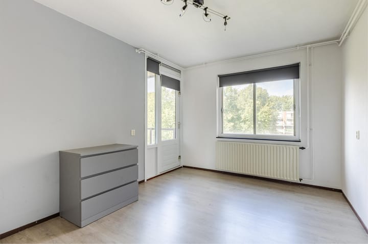 Foto 19 van Charlotte Brontéstraat 211