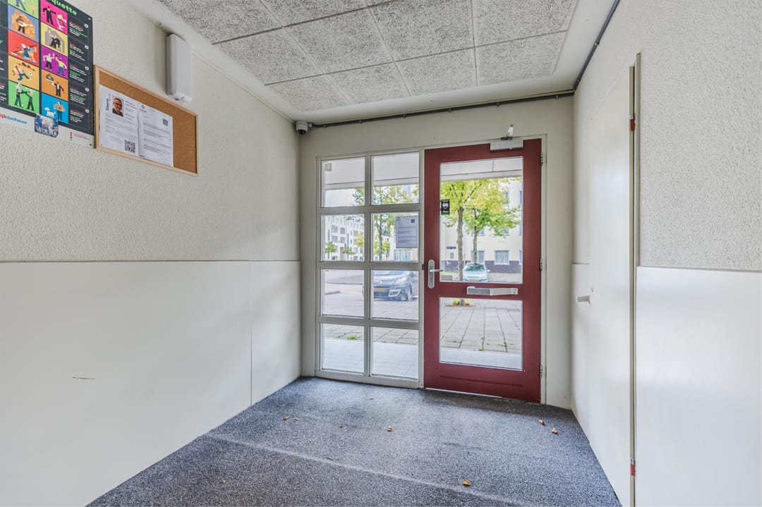 Photo 26 of Charlotte Brontéstraat 211