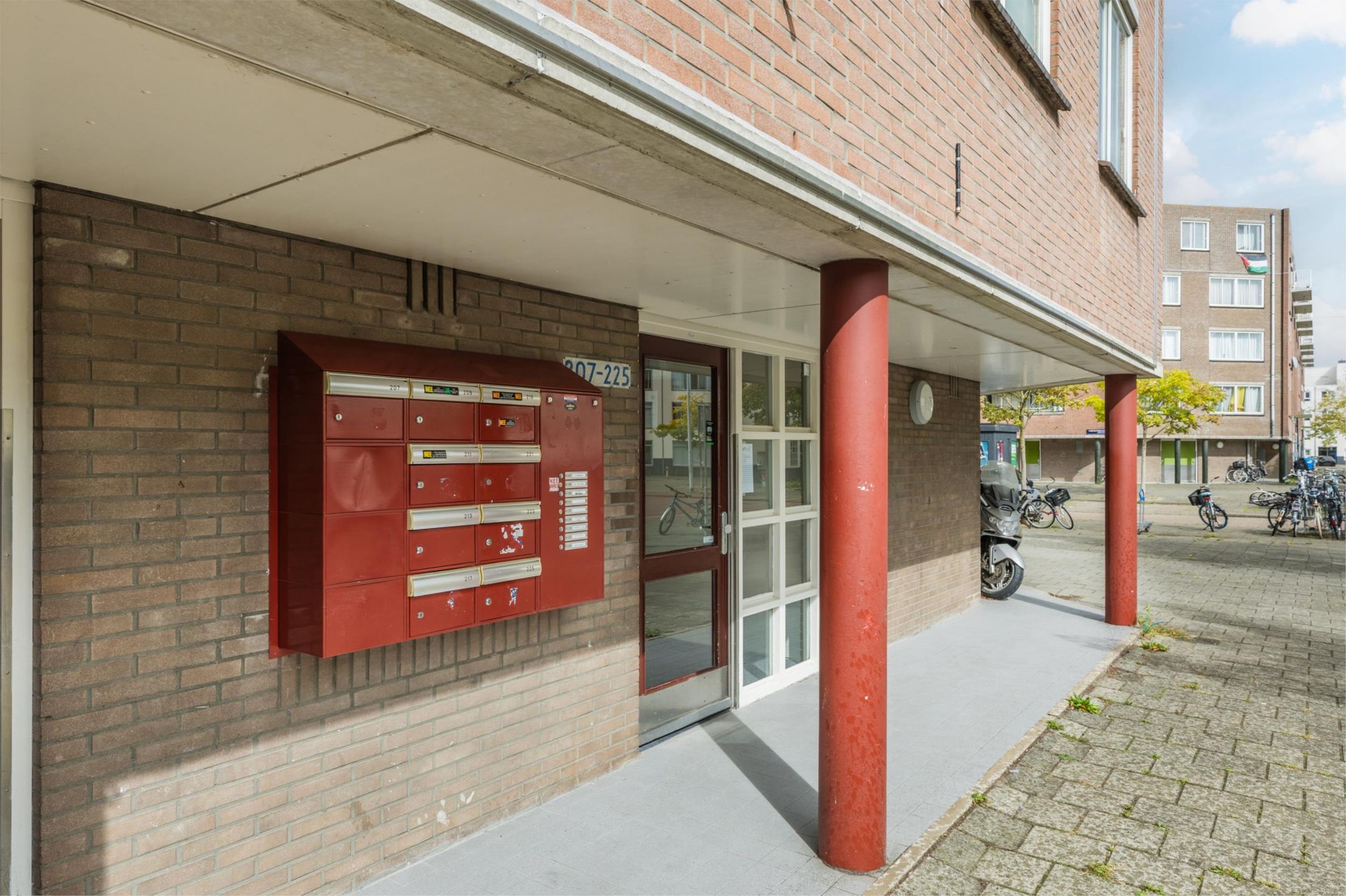 Photo 27 of Charlotte Brontéstraat 211