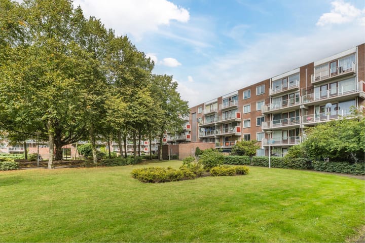 Foto 29 van Charlotte Brontéstraat 211