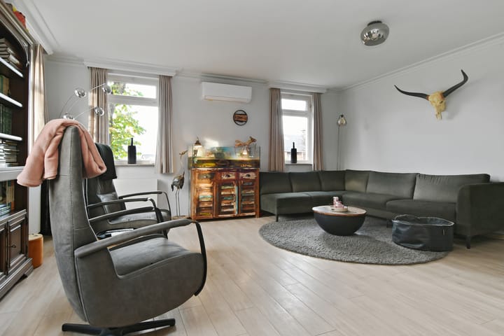 Foto 8 van Bloemerstraat 10