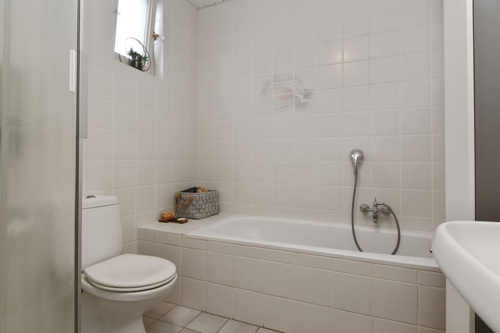 Foto 17 van Bloemerstraat 10