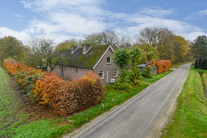 Foto 49 van Bloemerstraat 10