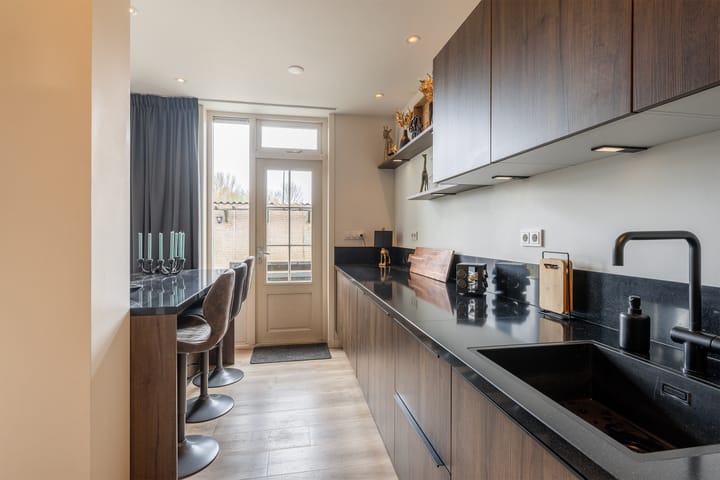 Foto 3 van Oesterstraat 50