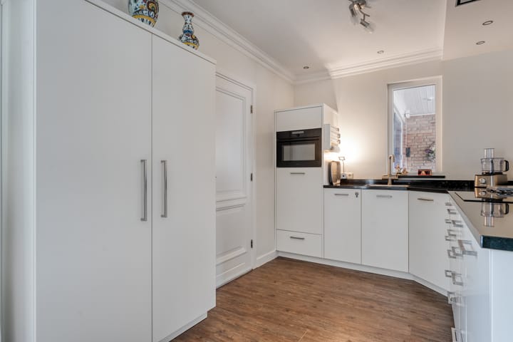 Photo 11 of Hartmanstraat 15