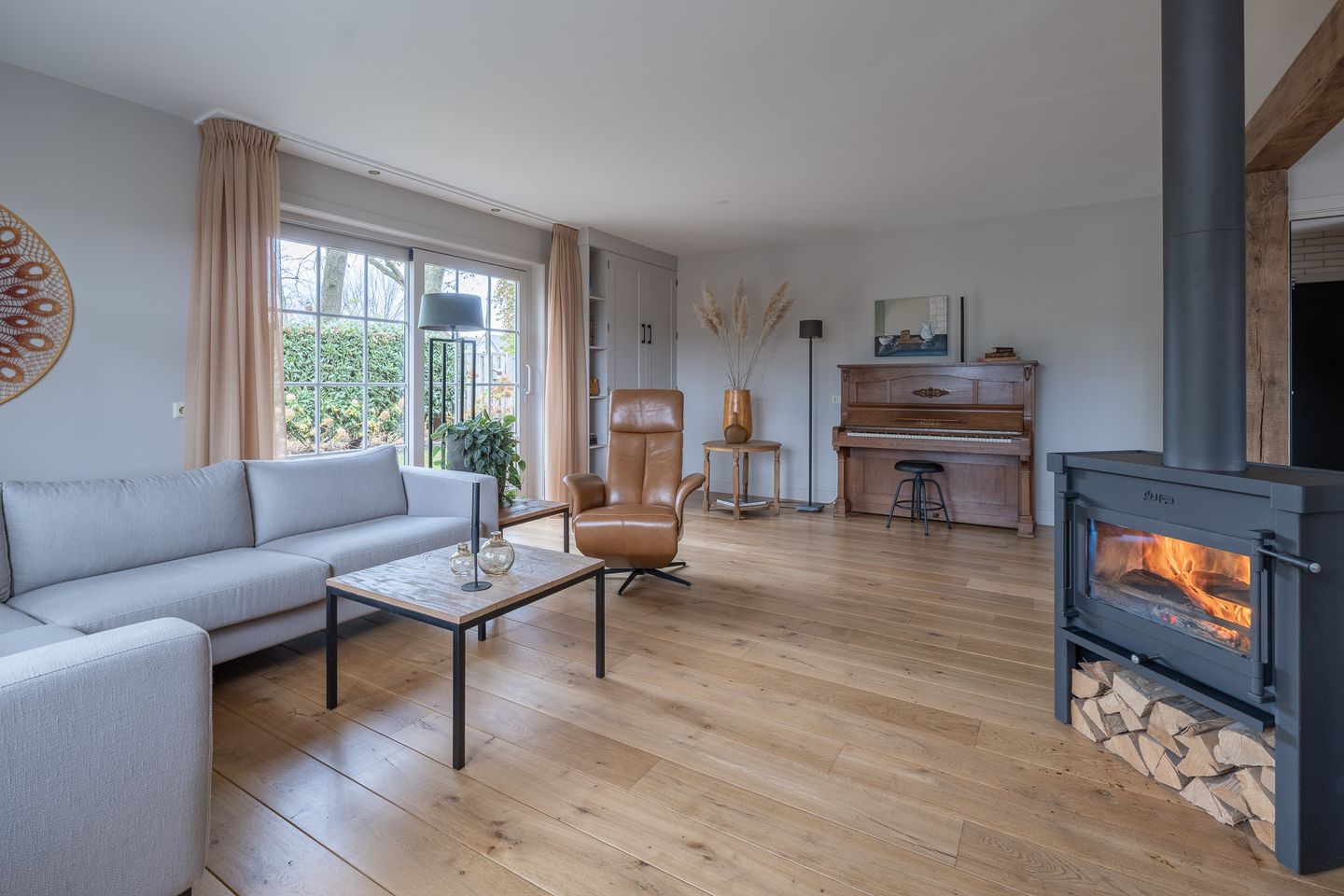 Photo 5 of Barnseweg 21