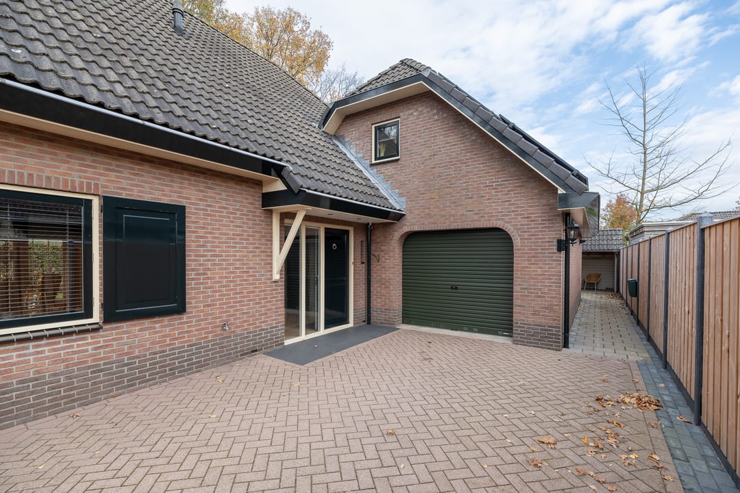 Photo 31 of Barnseweg 21