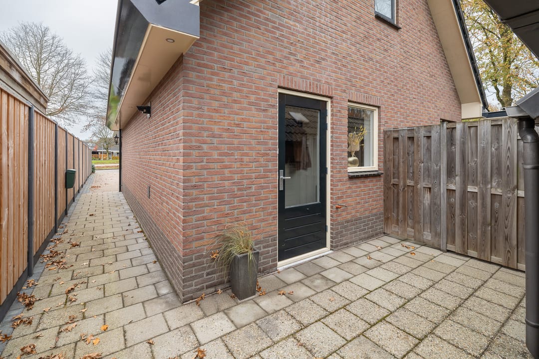 Photo 32 of Barnseweg 21