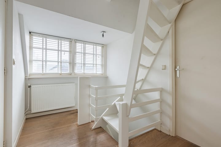 Foto 25 van Doorntjes 10